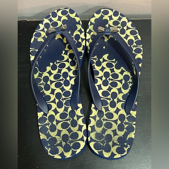 Coach‎ Navy and Yellow Flip Flops Size 7 - Picture 1 of 13